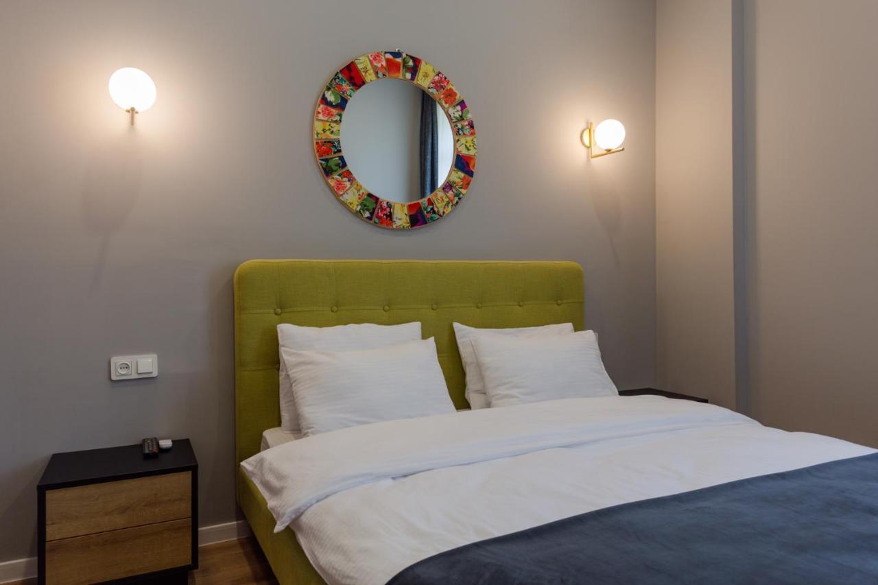 Hotel Lifetime Батуми Экстерьер фото