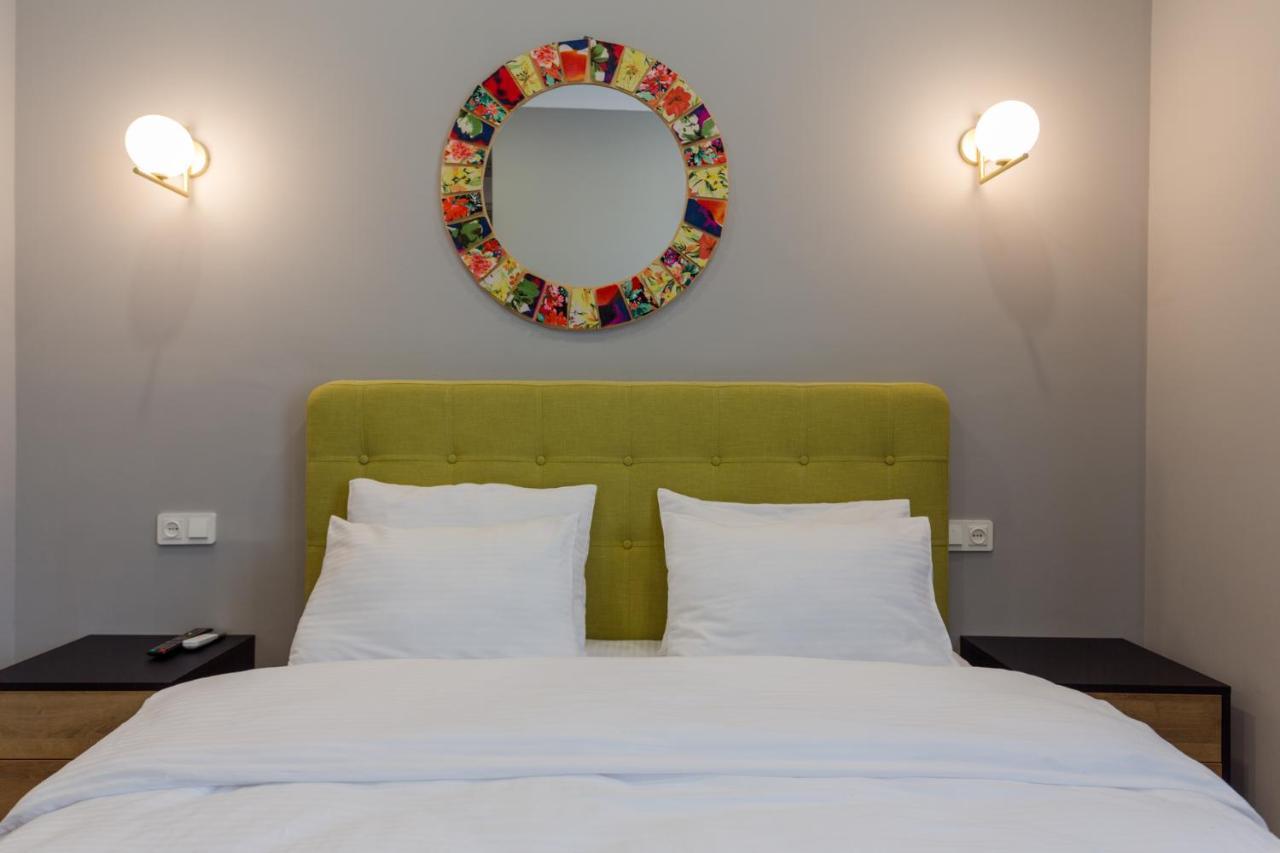 Hotel Lifetime Батуми Экстерьер фото